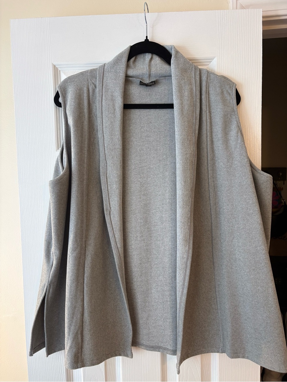 Coco + Carmen Light Gray Cold-Shoulder Open-Front Sweater